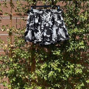 JoeB Hawaiian Printed Shorts 🌺